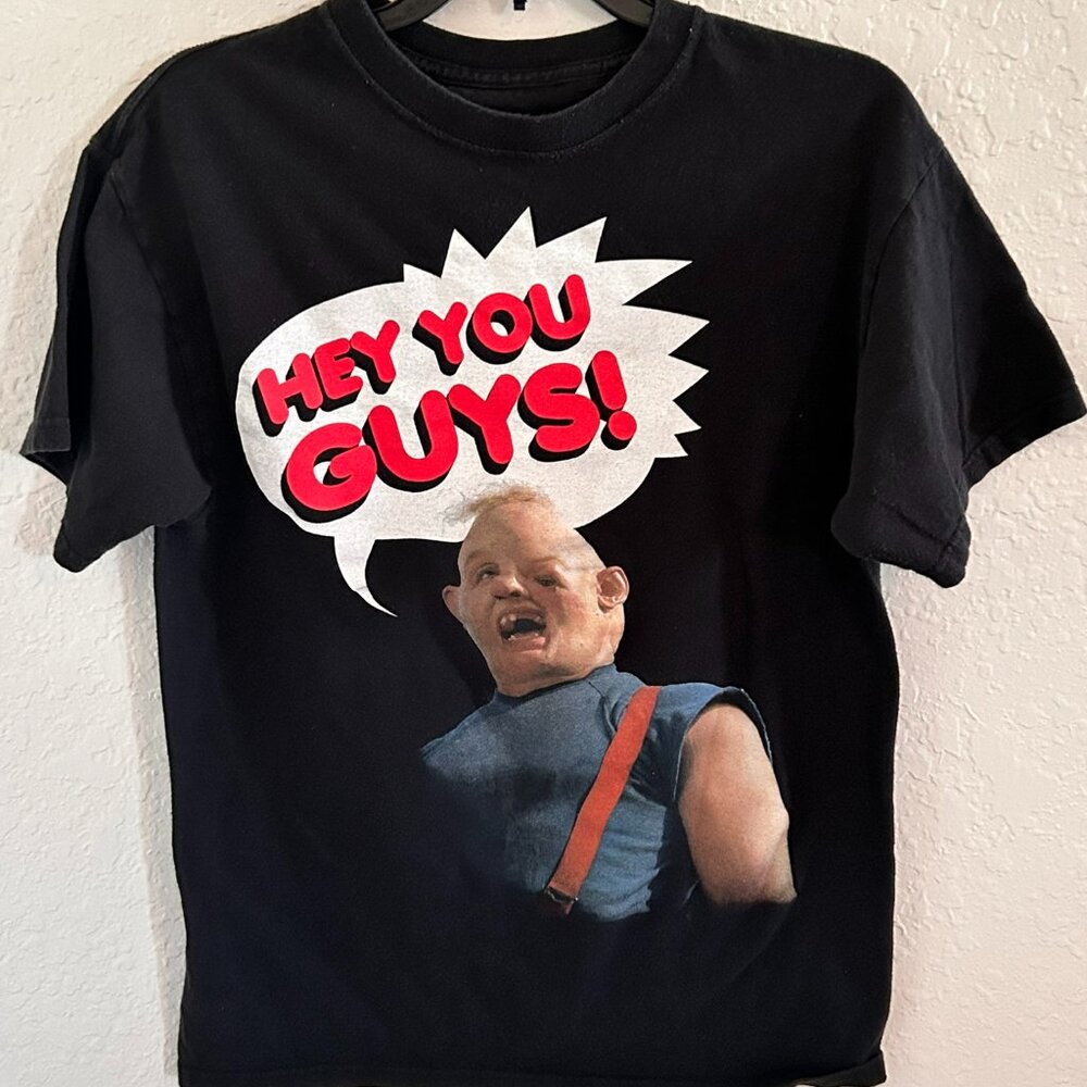 Vintage The Goonies Hey you guys black unisex t shirt fair condition SKU 103